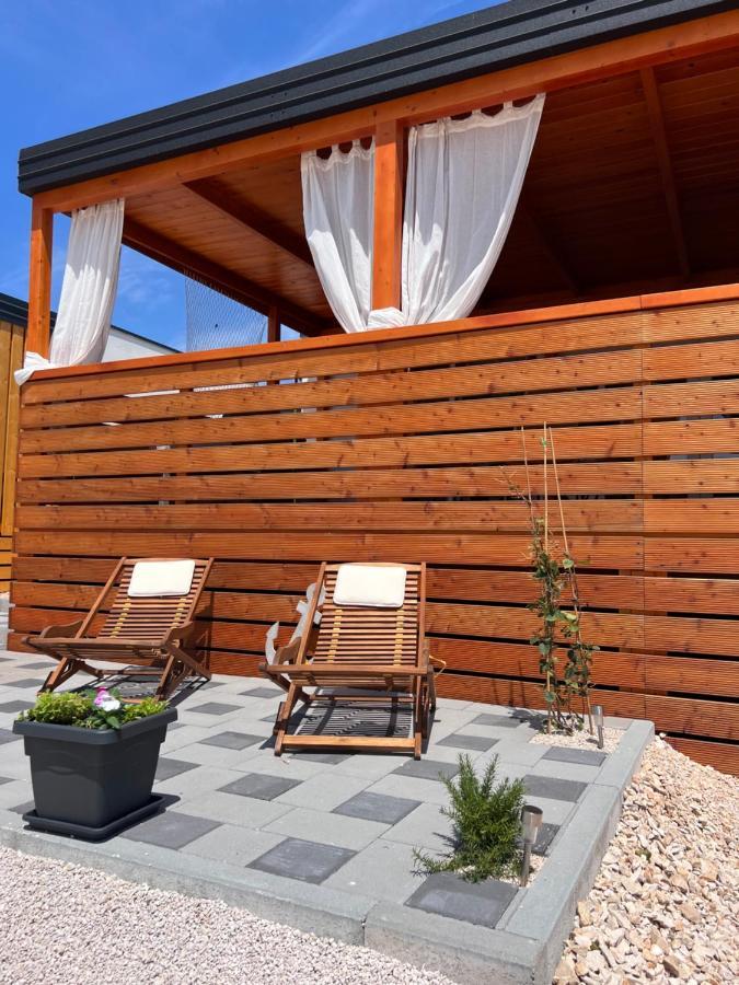 Green Turtle - Lovely, Brand New Holiday Home Near The Sea Drage Buitenkant foto