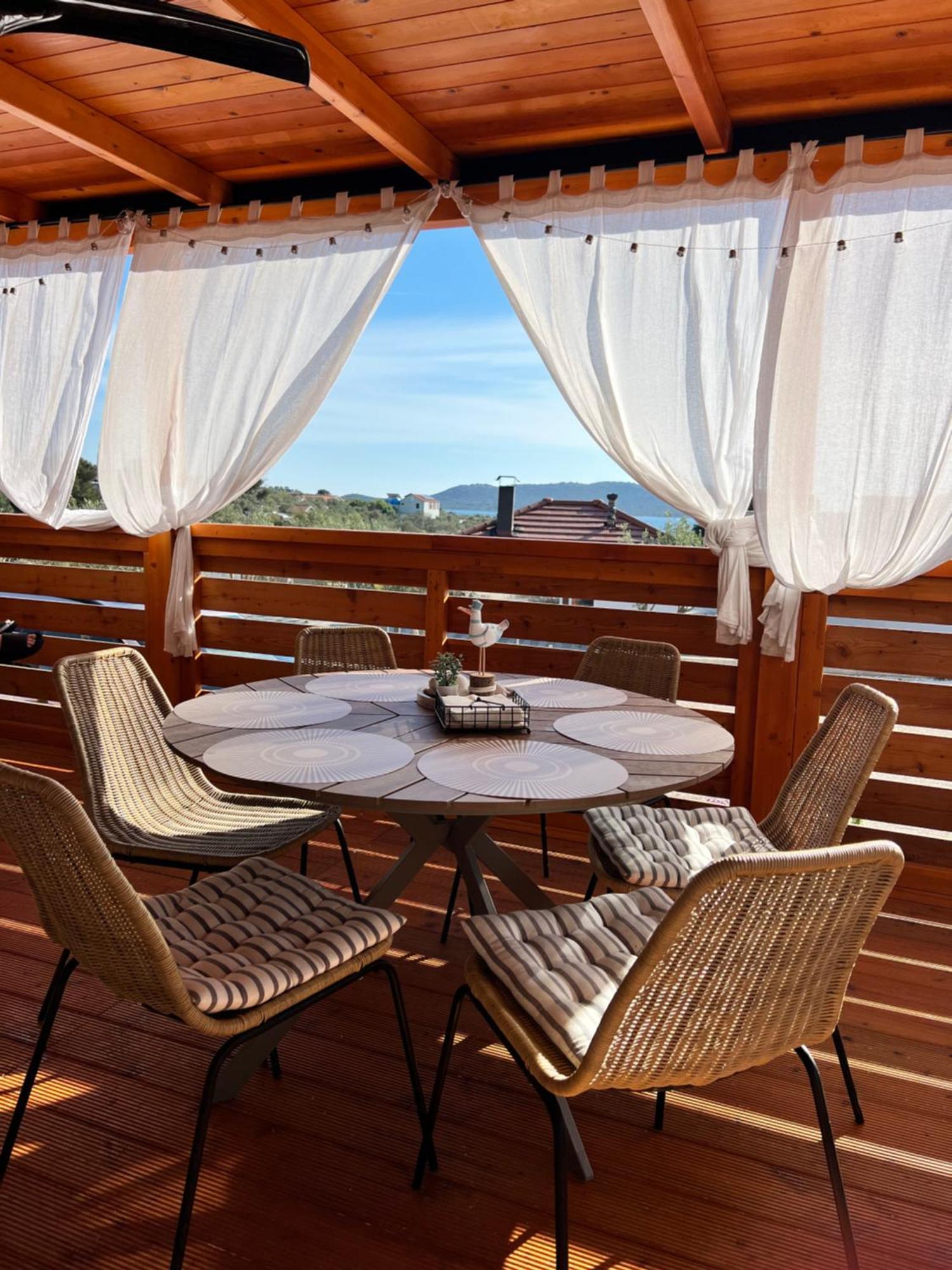 Green Turtle - Lovely, Brand New Holiday Home Near The Sea Drage Buitenkant foto